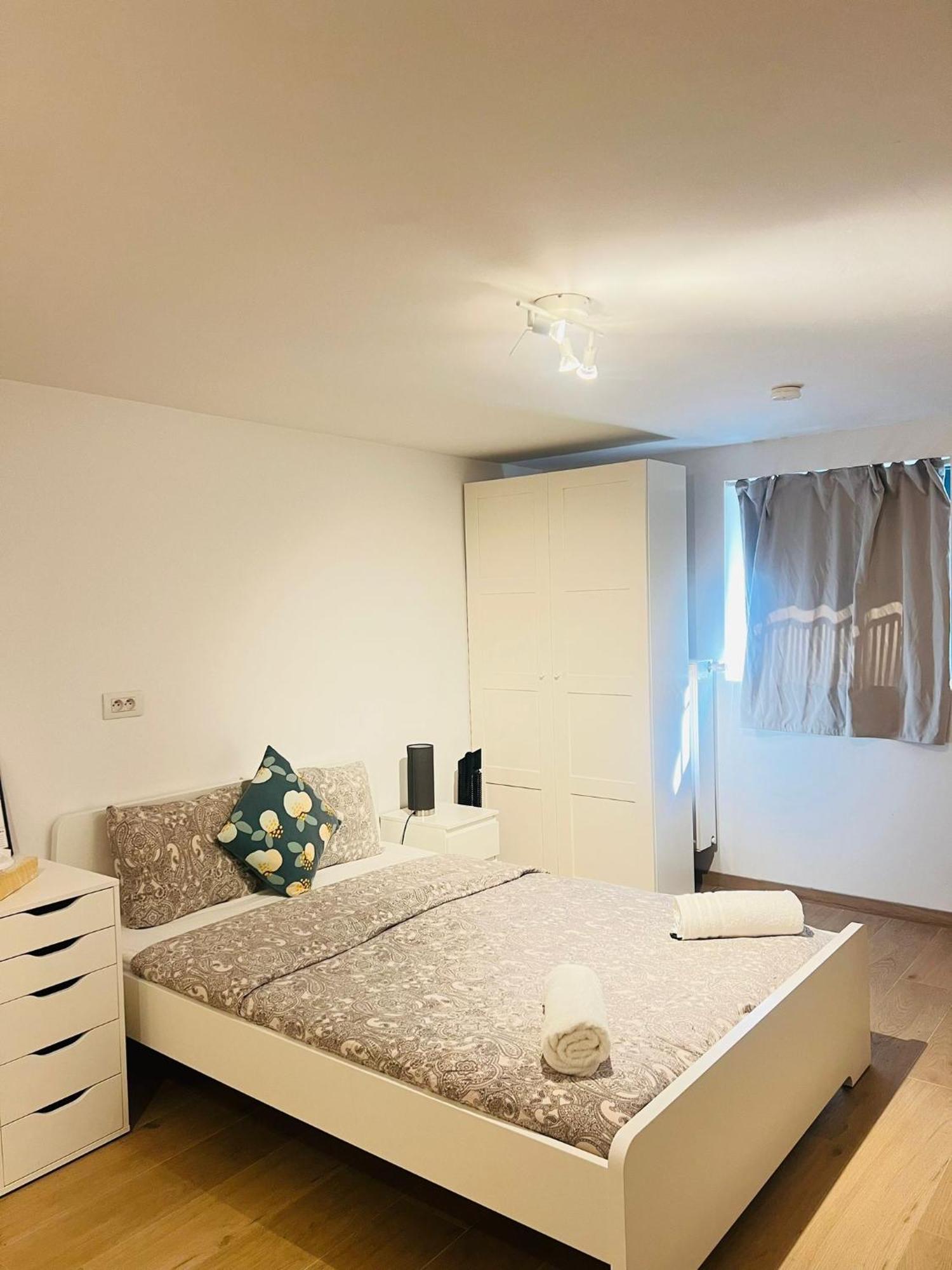 Oneluxstay Near Fashion District 안트베르펜 외부 사진