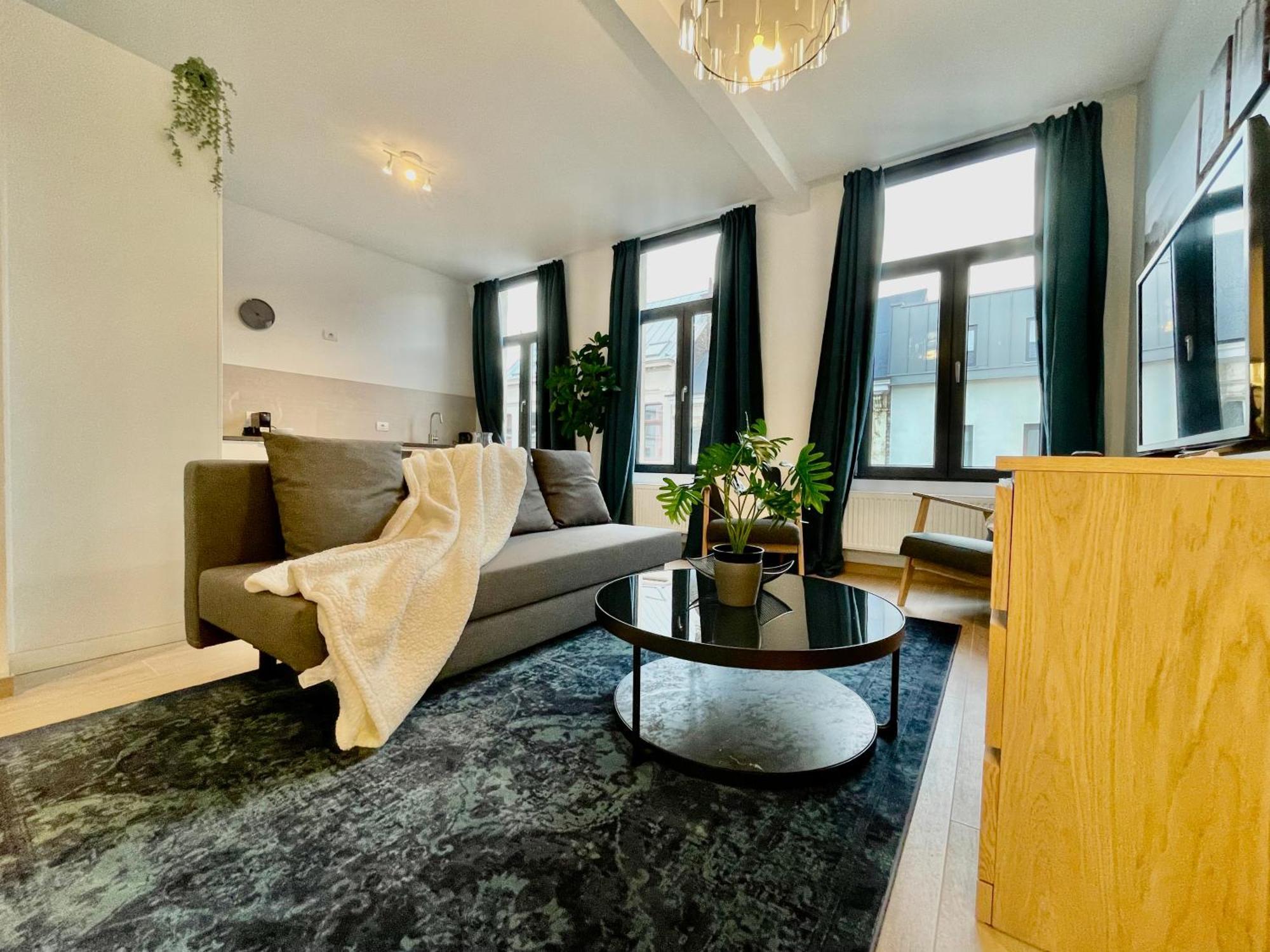 Oneluxstay Near Fashion District 안트베르펜 외부 사진
